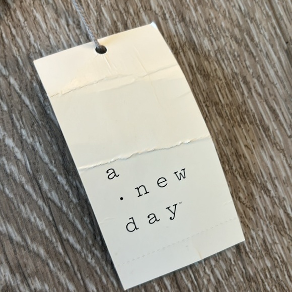 Stylish Pants - Women’s - Picture 5 of 5